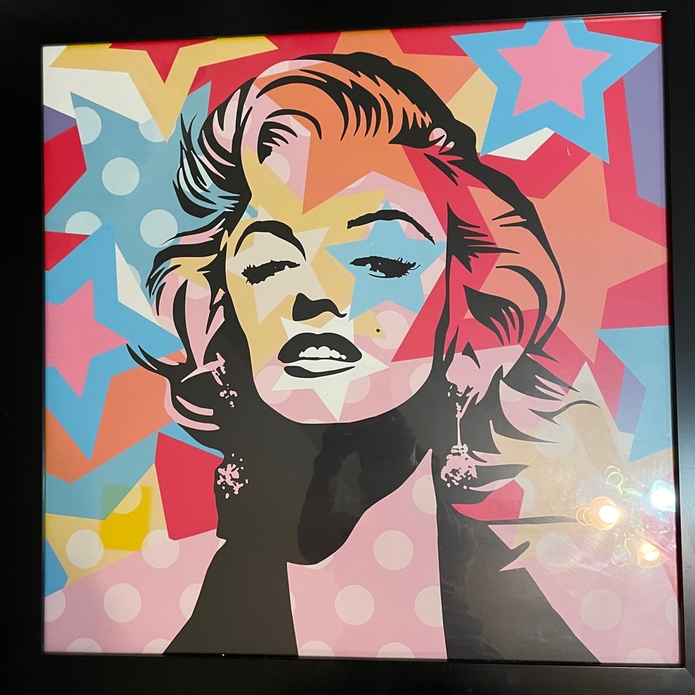 Marilyn Monroe picture with frame